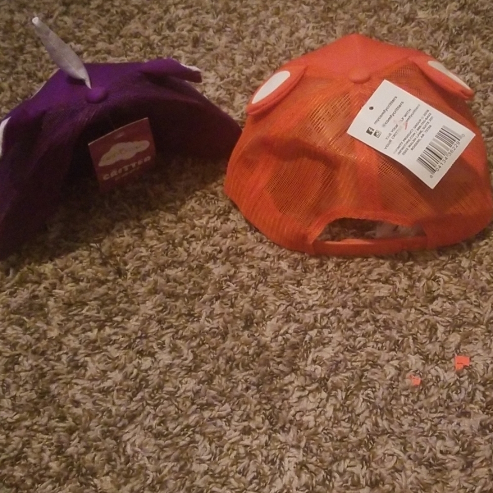 Caps - Picture 3 of 3